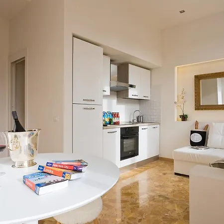 Townhouse By The Spanish Steps Rome